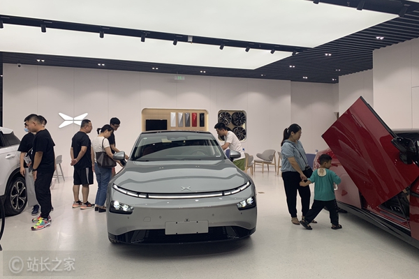 小鹏汽车